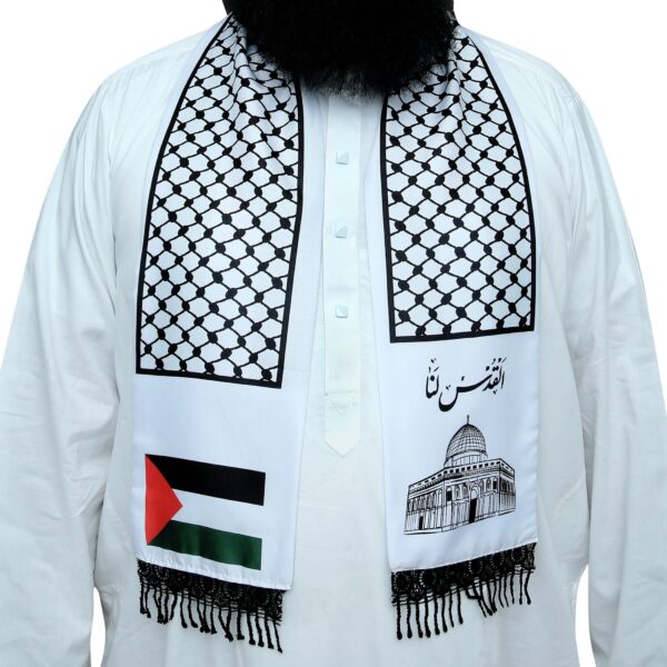 Authentic Palestine Muffler – Traditional Neckwear for Style & Comfort